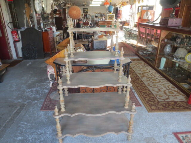 Cabinet with shelves