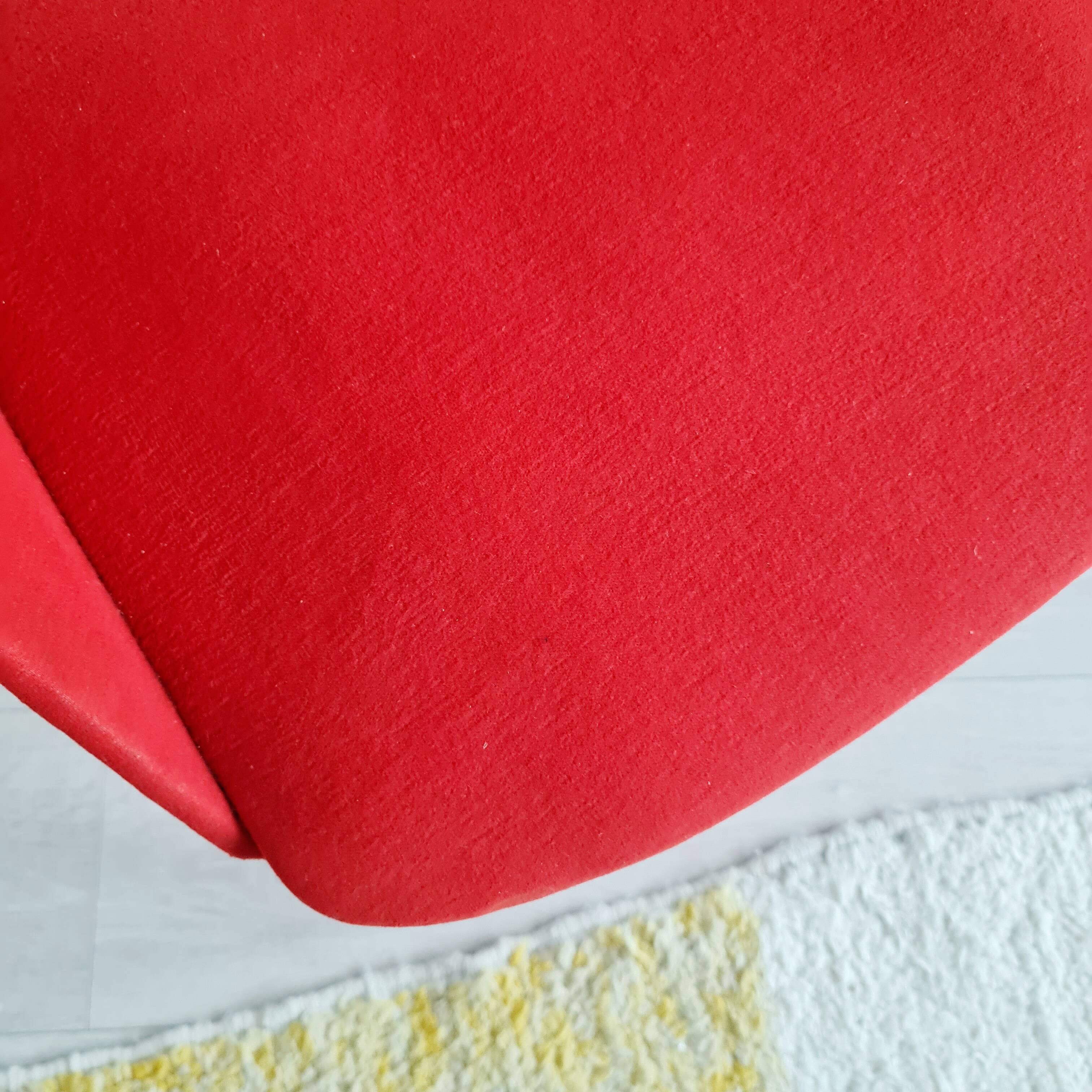 4 Chaises Louis Paolozzi rouge
