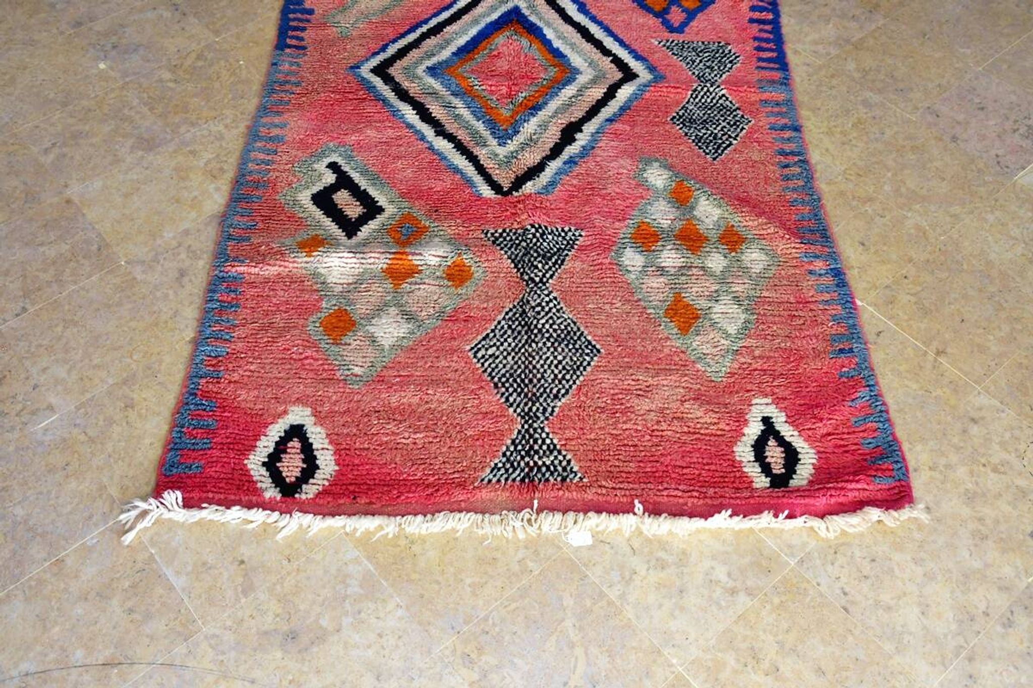 Moroccan Berber rug Boujaad 240 x 155 cm New