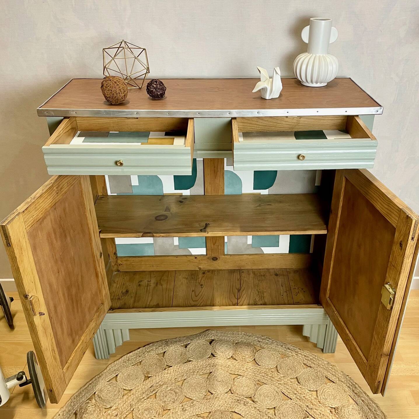 Vintage buffet