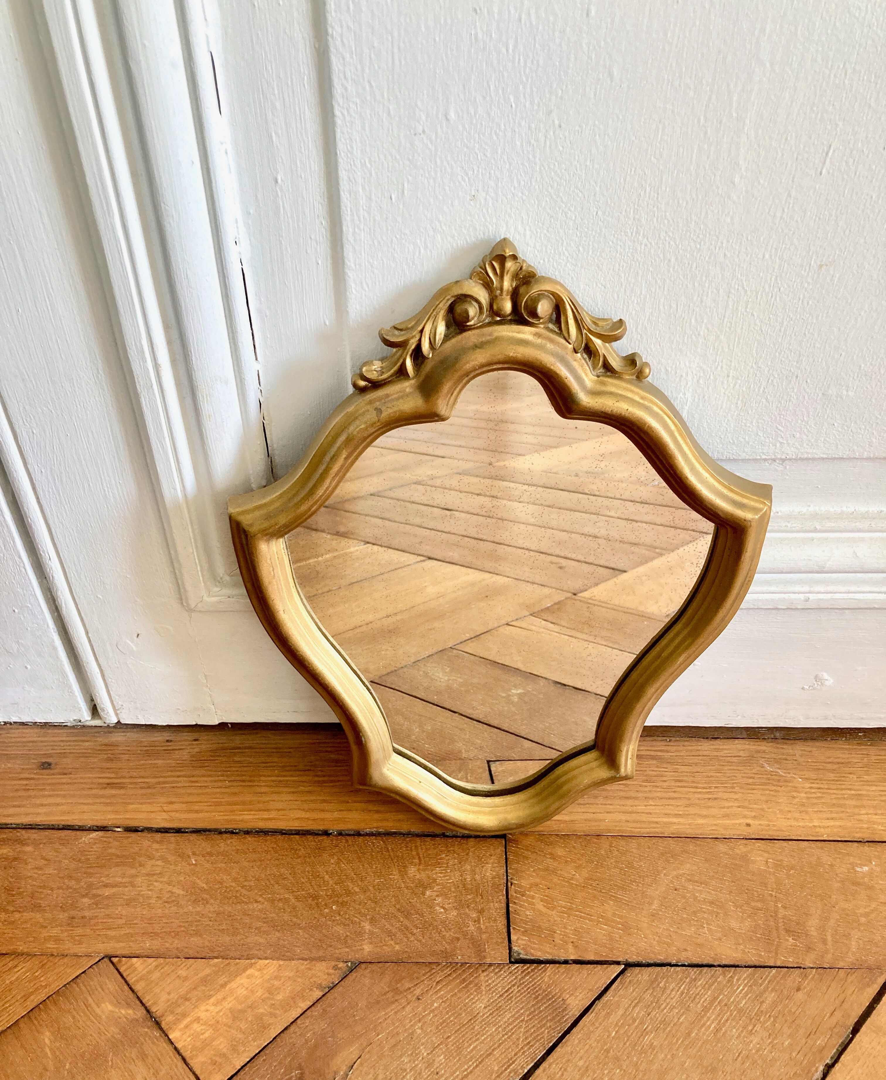 Golden mirror baroque style 35x28 cm