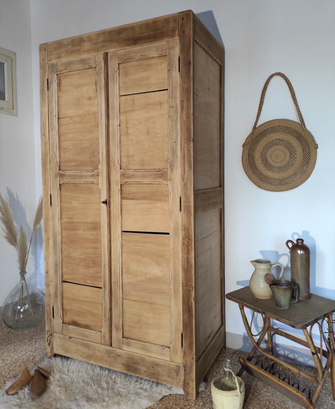 Armoire parisienne