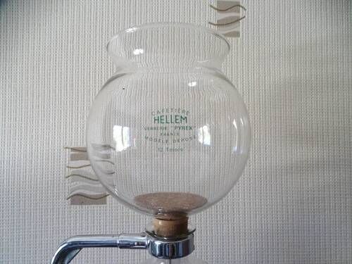 Helem vintage coffee maker 12 cups from the 1960s complete with its original box.