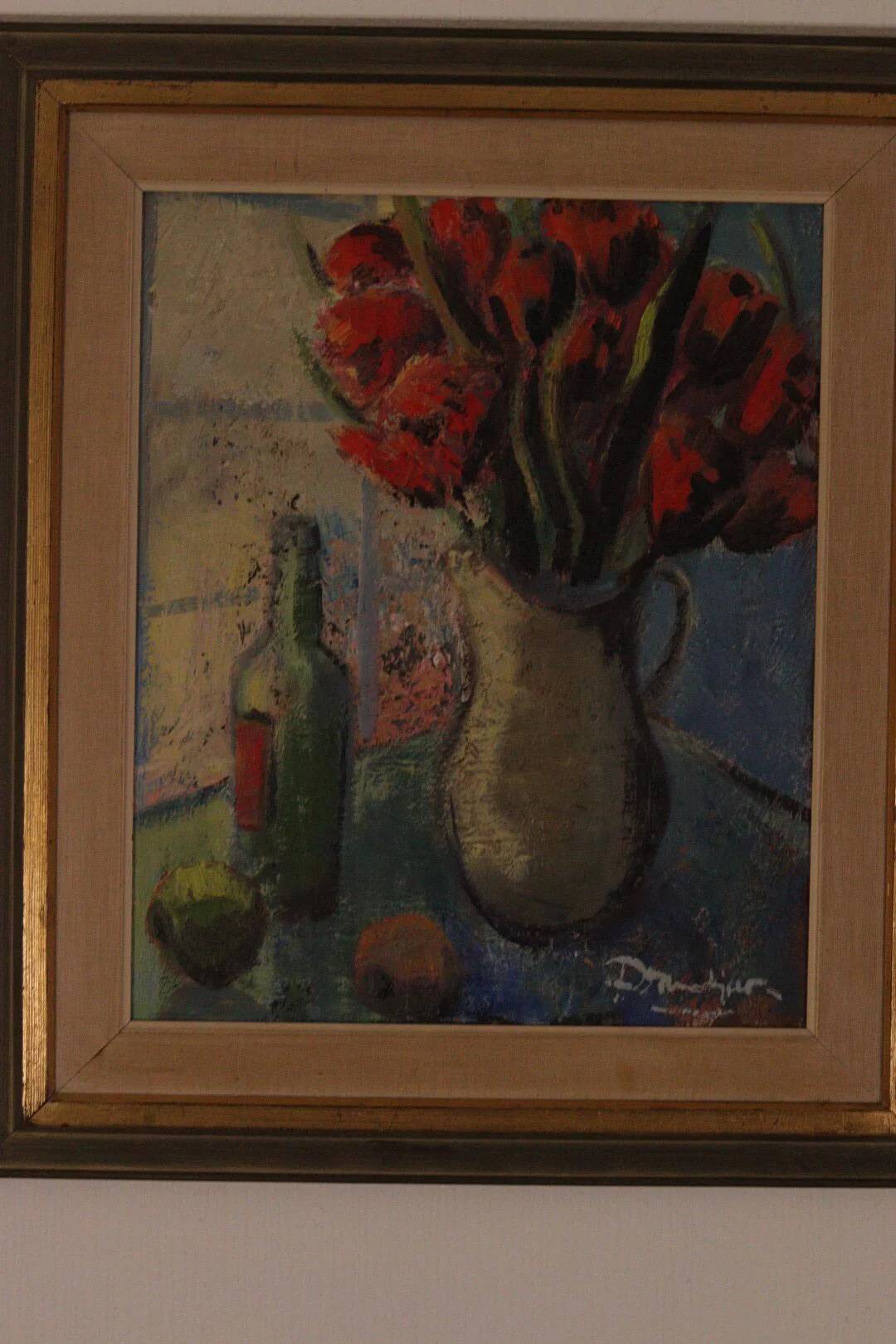 Bouquet rouge et bouteille de vin