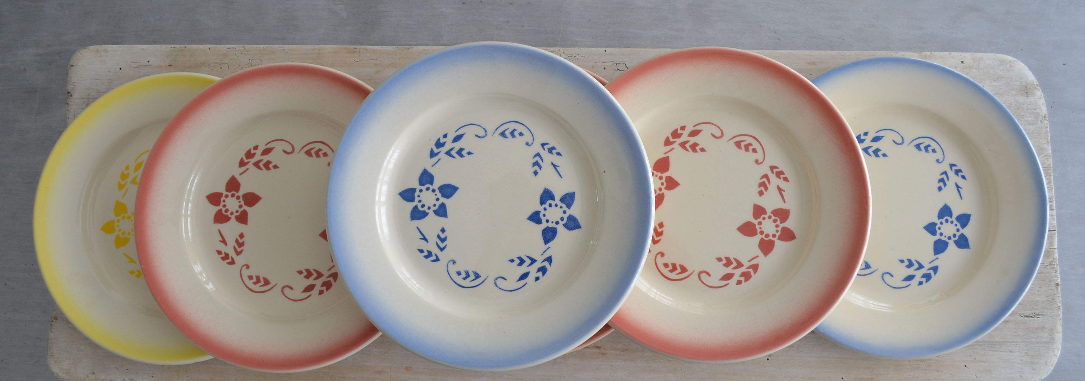 11 dessert plates KG Lunéville