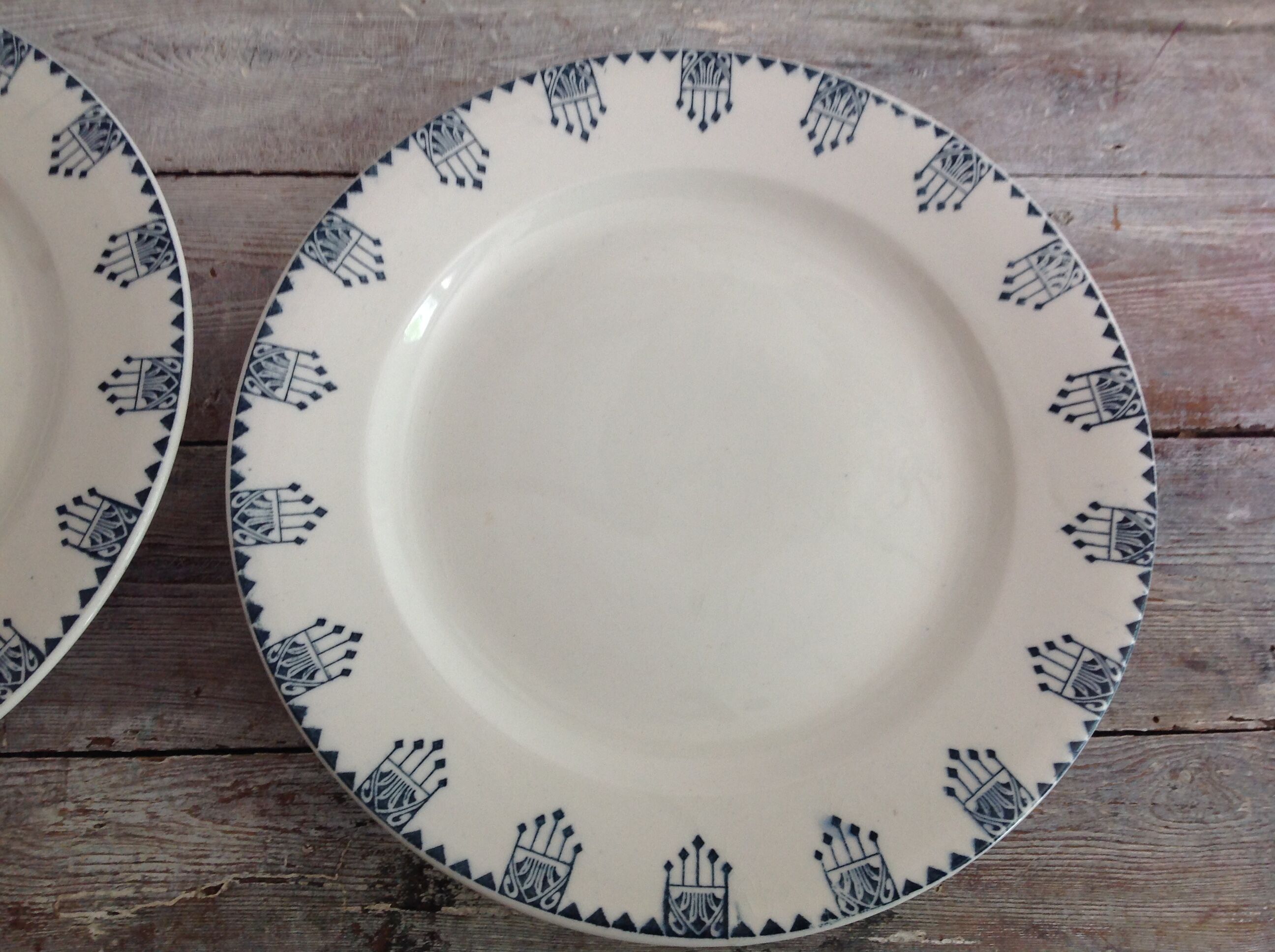 Paire de plats Terre de Fer