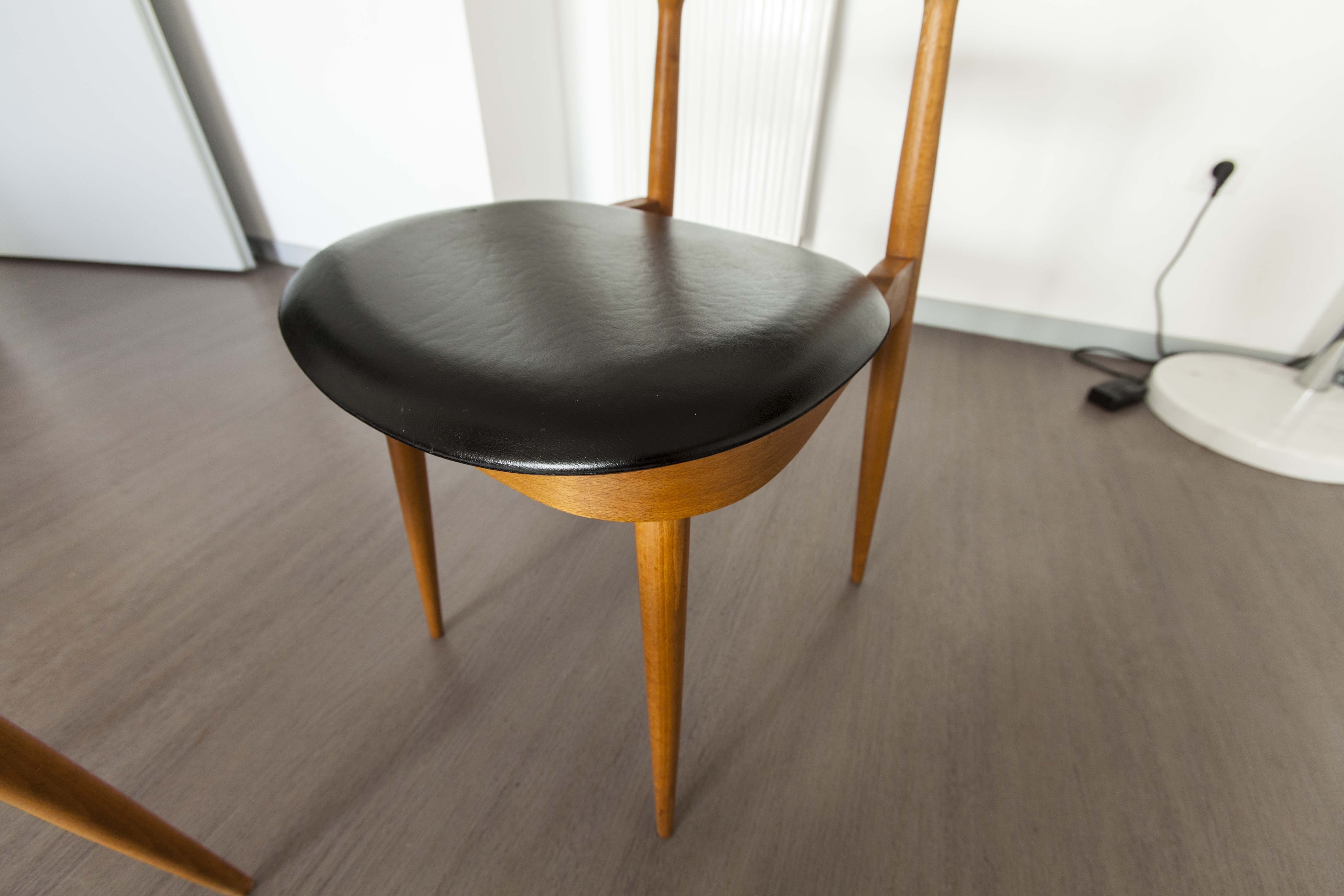 Pair of chairs  Baumann modèle "pégase"