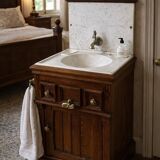 Bathroom vanity unit