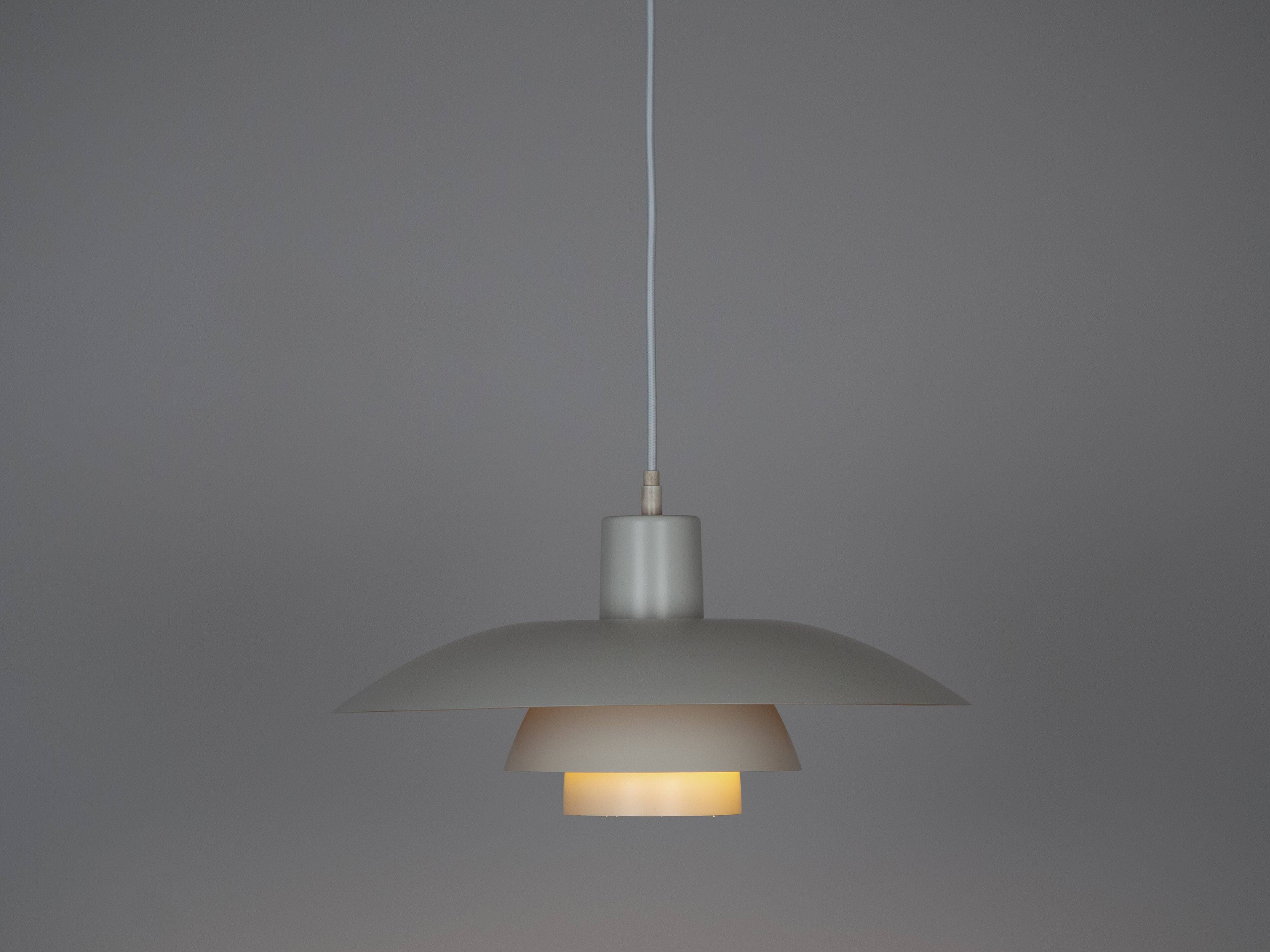 Danish vintage PH 4/3 pendant lamp by Poul Henningsen, Louis Poulsen, 1966