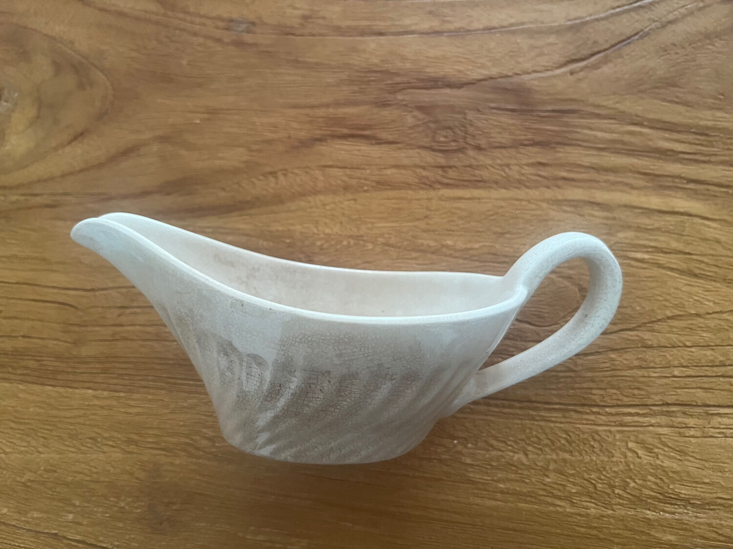 Terre de Fer gravy boat