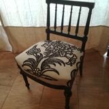Chaise basse style classique