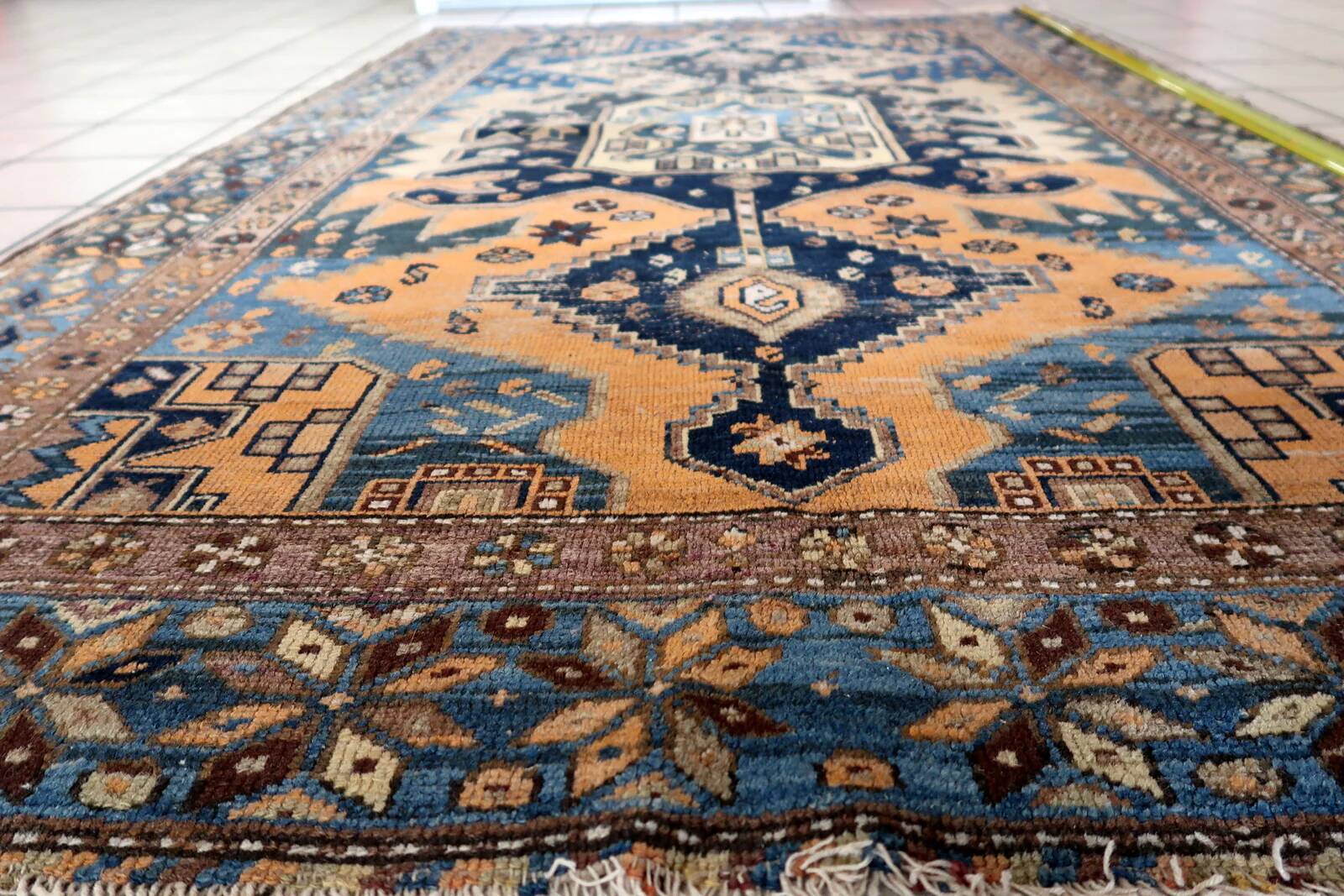 Handmade antique Caucasian Shirvan rug 126cm x 191cm, 1900s