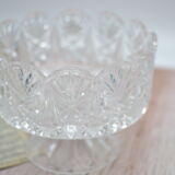 Crystal fruit cup with rounded edges