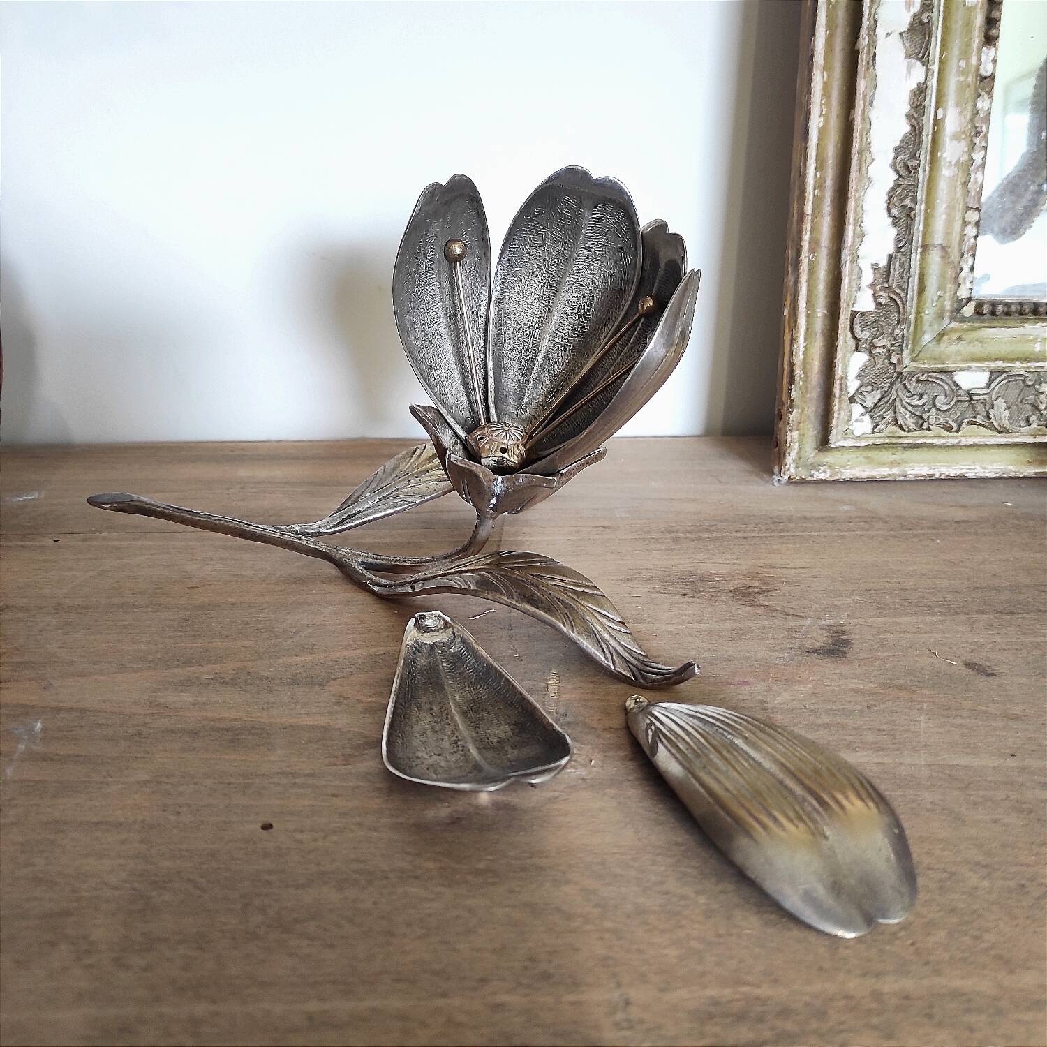 Brass flower ashtray
