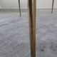 Table basse tripode en verre noir vintage