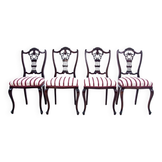 Quatre chaises de salle à manger, Europe du Nord, vers 1880.