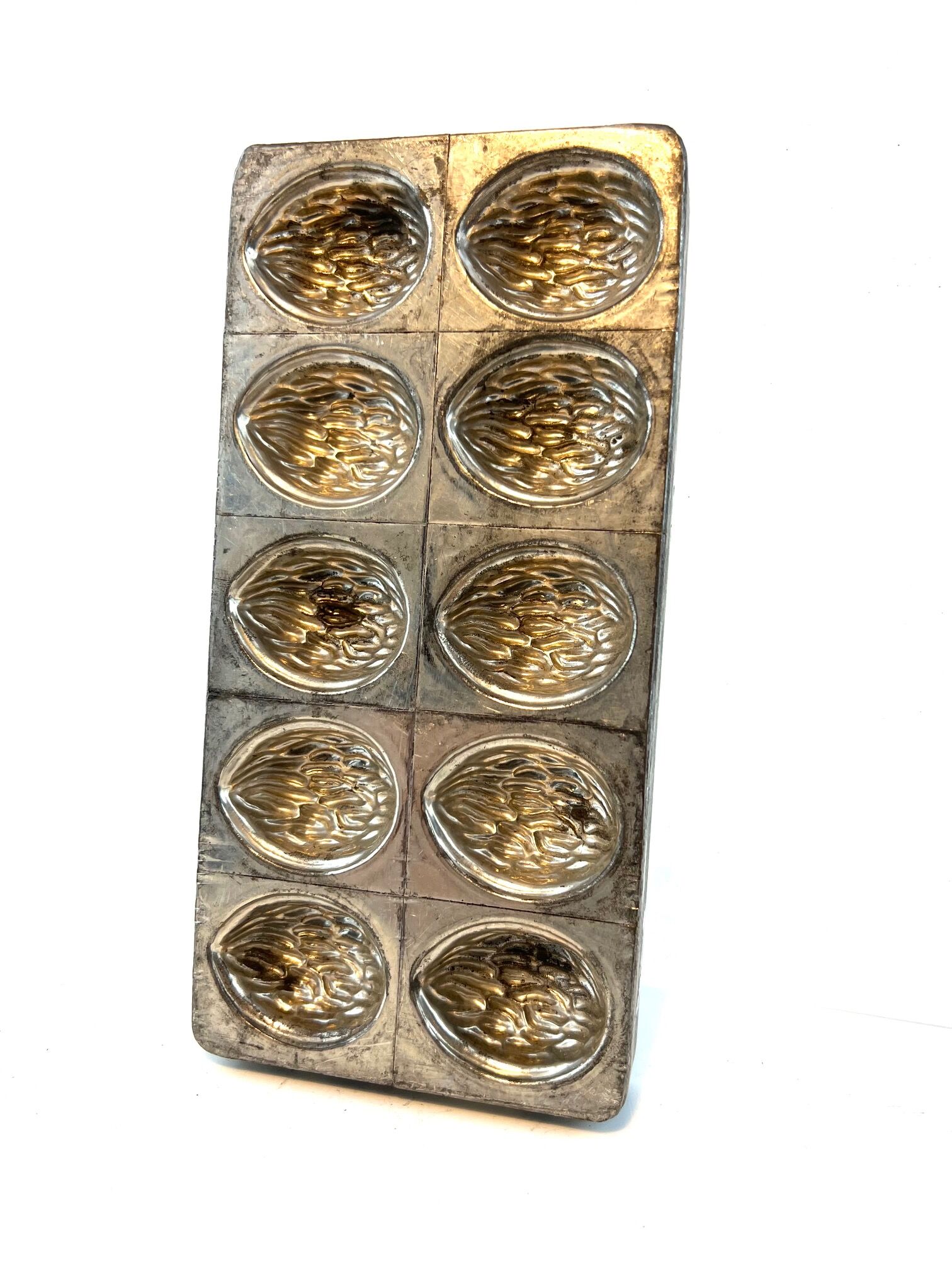 Mold walnut easter chocolatier 17x8,5cm letang fils paris 1950