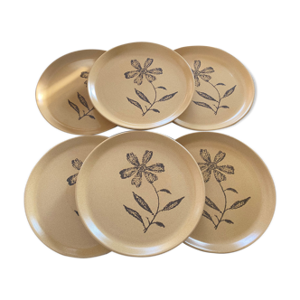 Set of 6 flowery plates