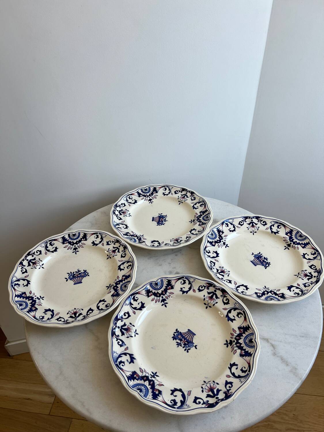 Longchamp France dinner plates, Rouennais model
