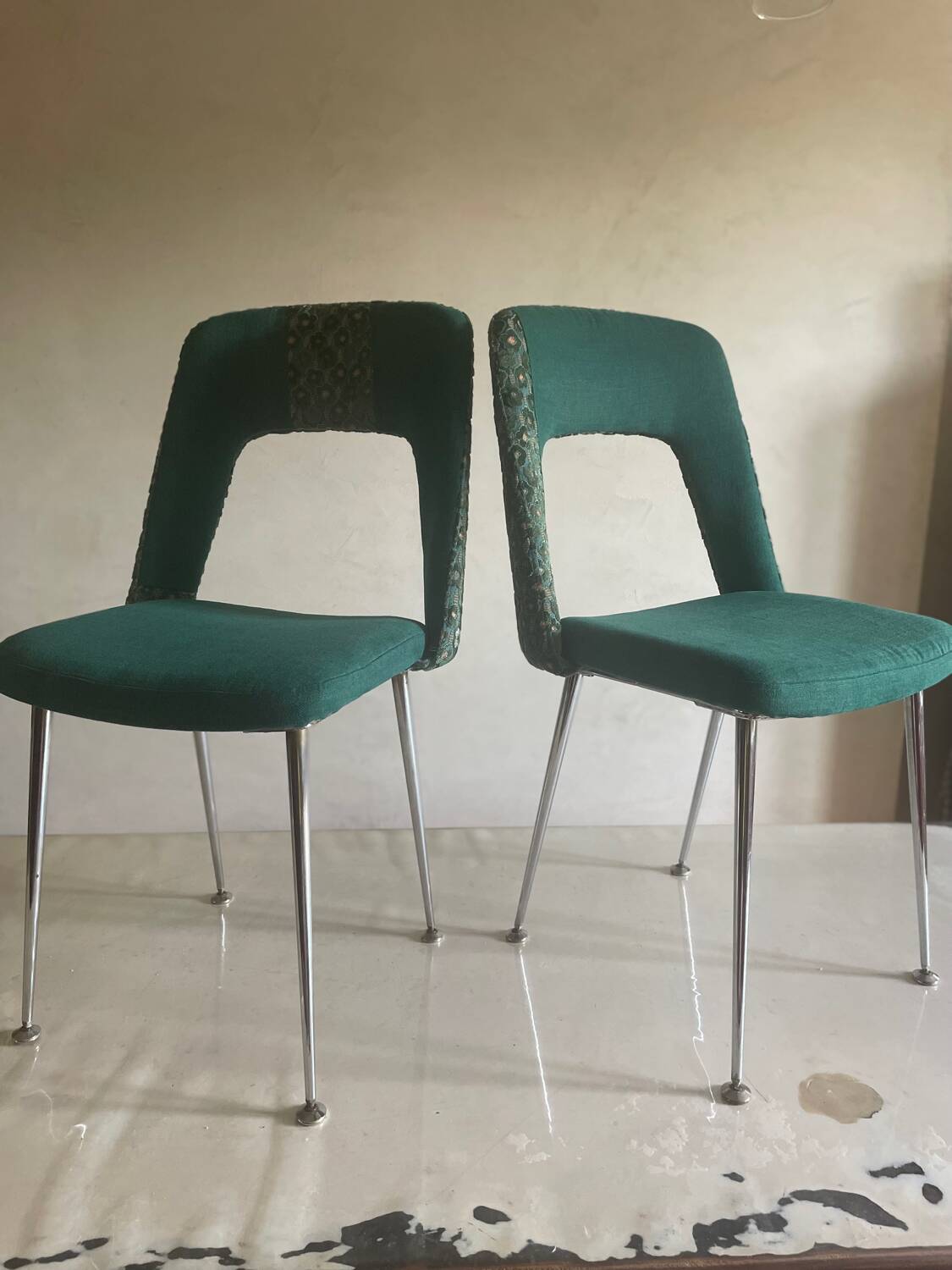 Pair of vintage conference chairs