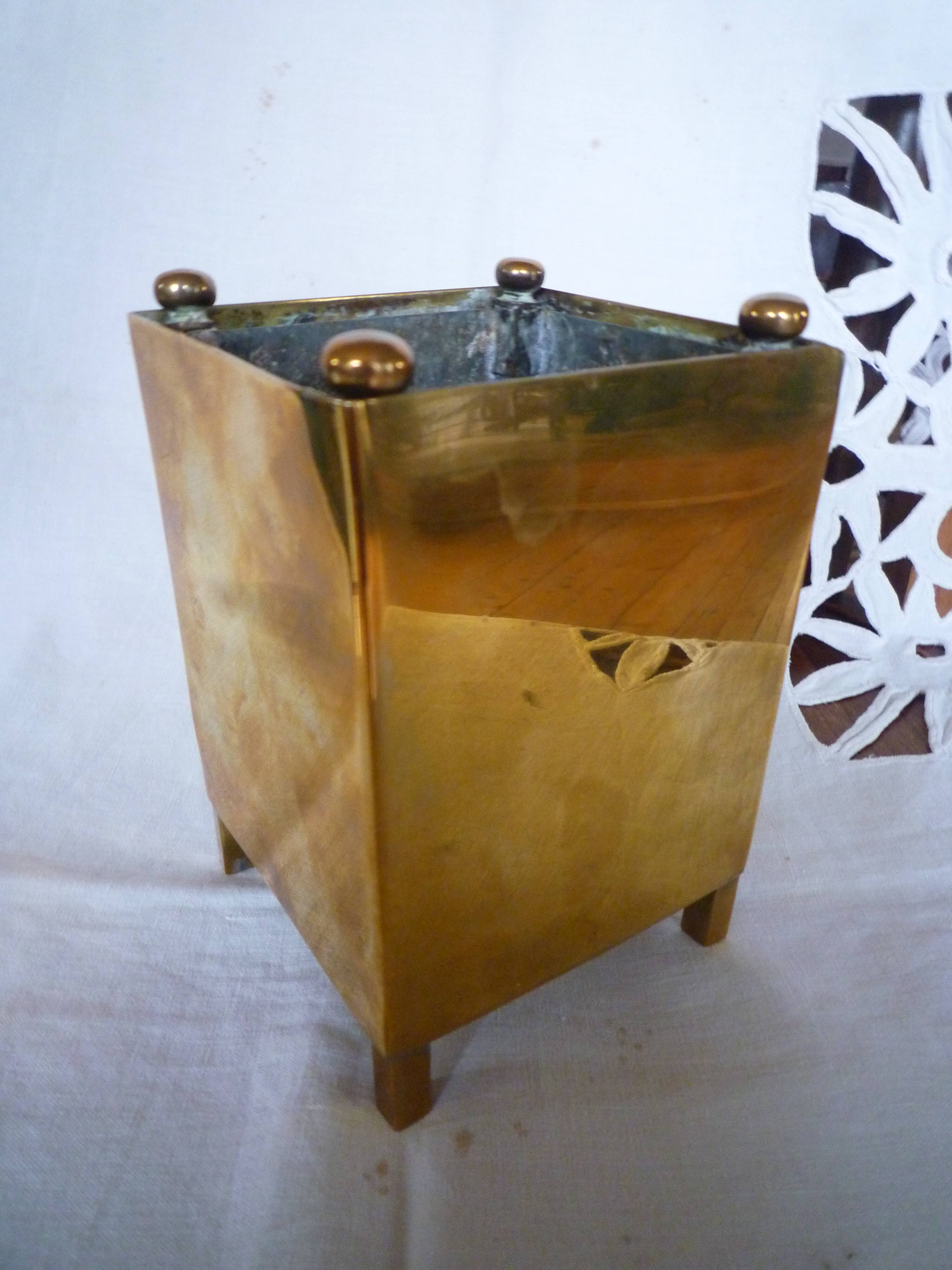 Small Valmazan Brass Planter