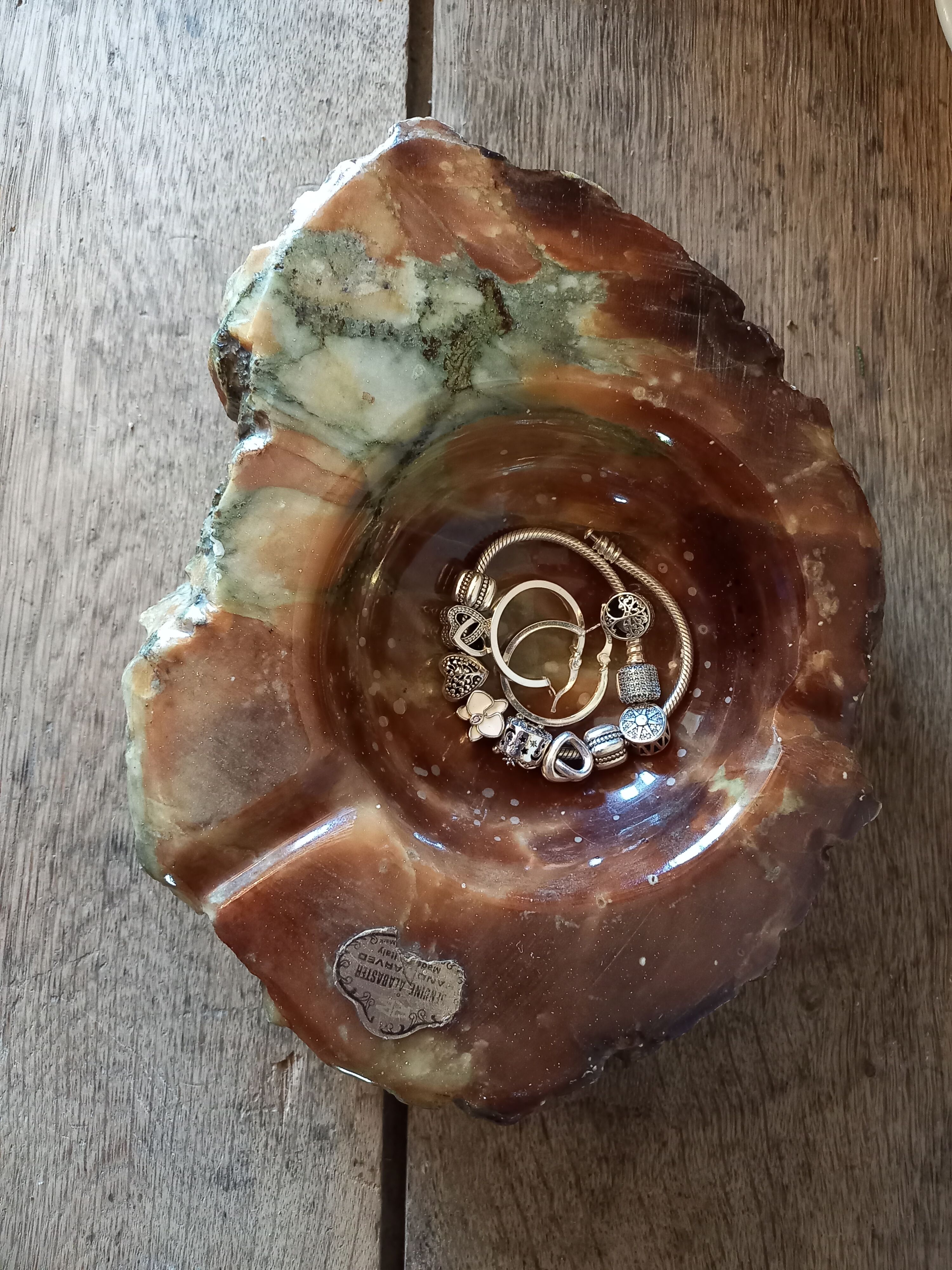 Large vintage alabaster pocket-empty ashtray
