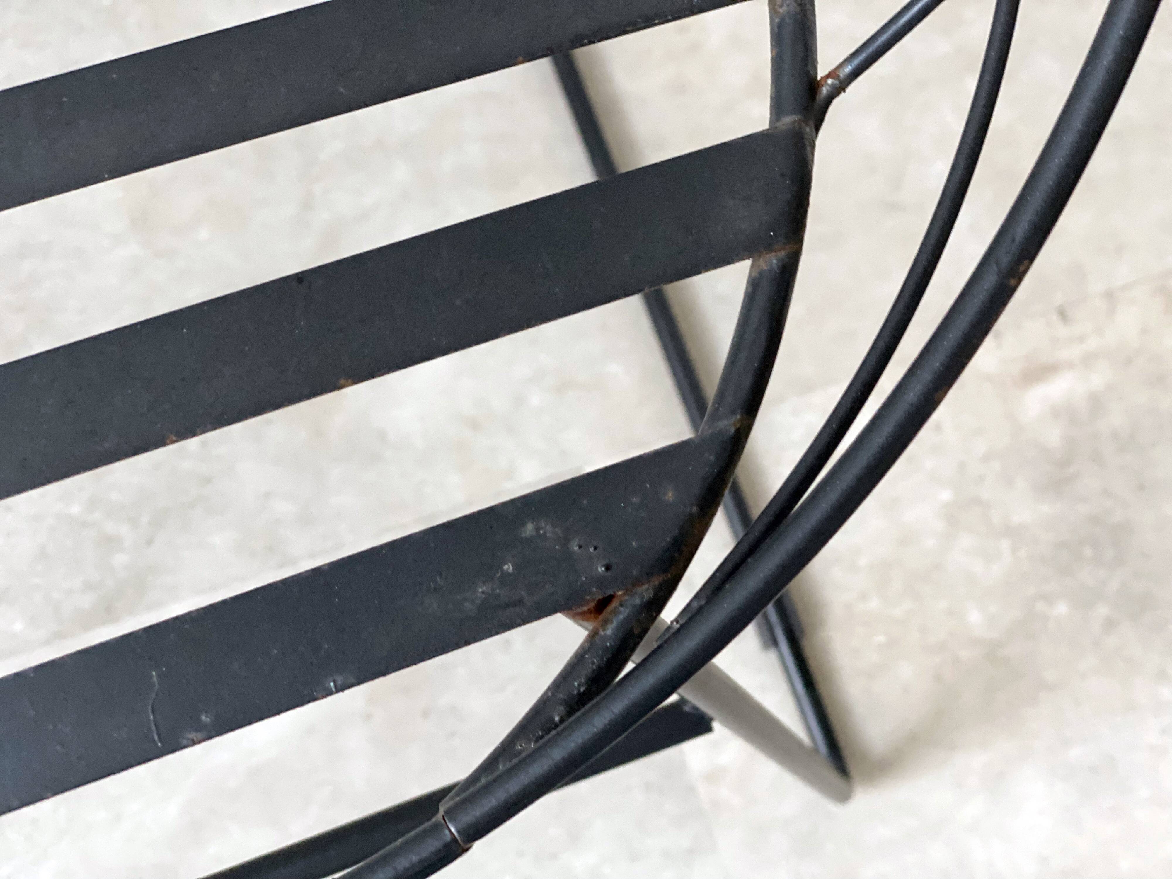 Vintage wire metal stool / chair