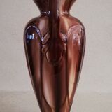 Vase with two slip handles