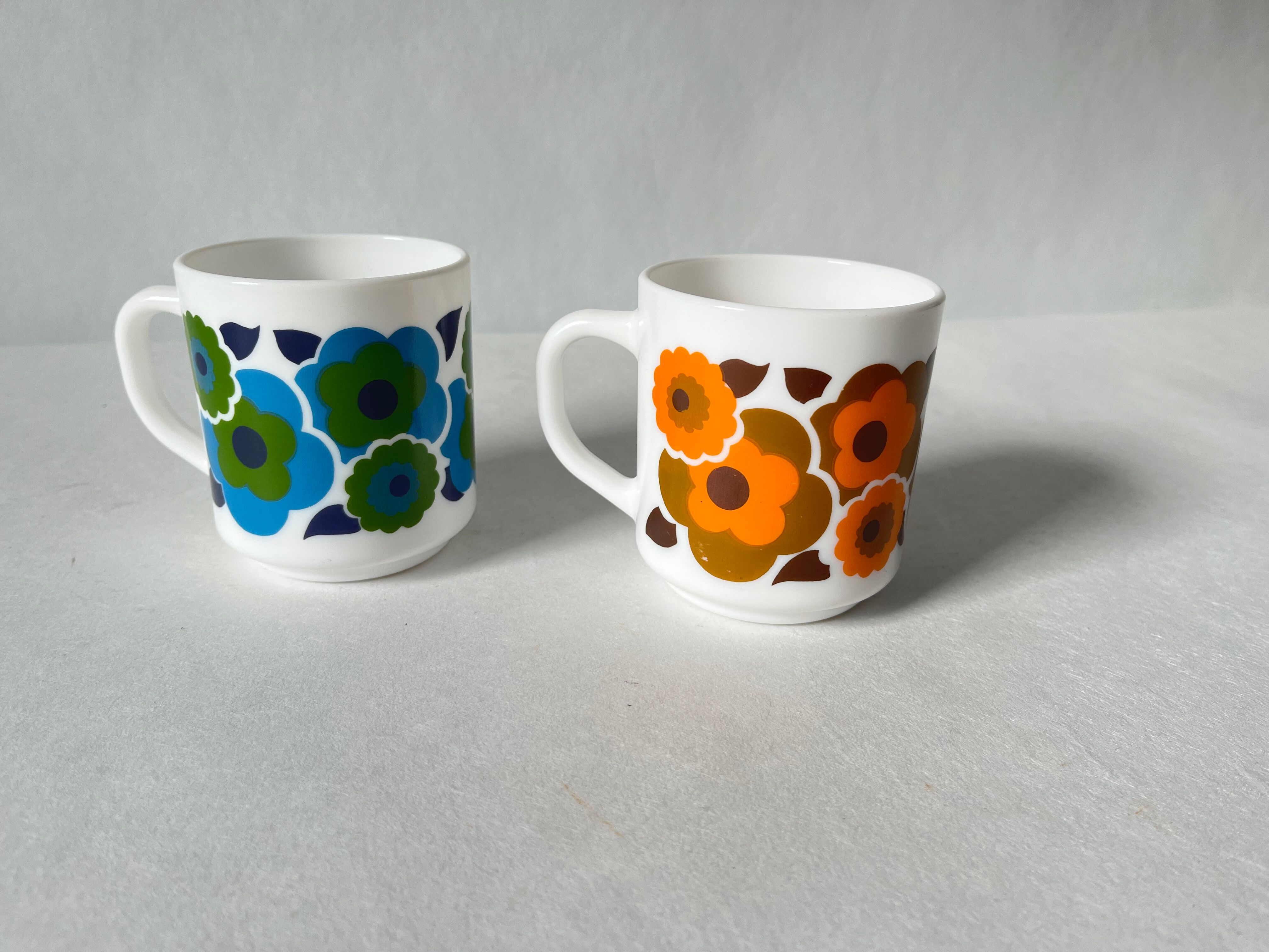 Mugs lotus Arcopal vintage