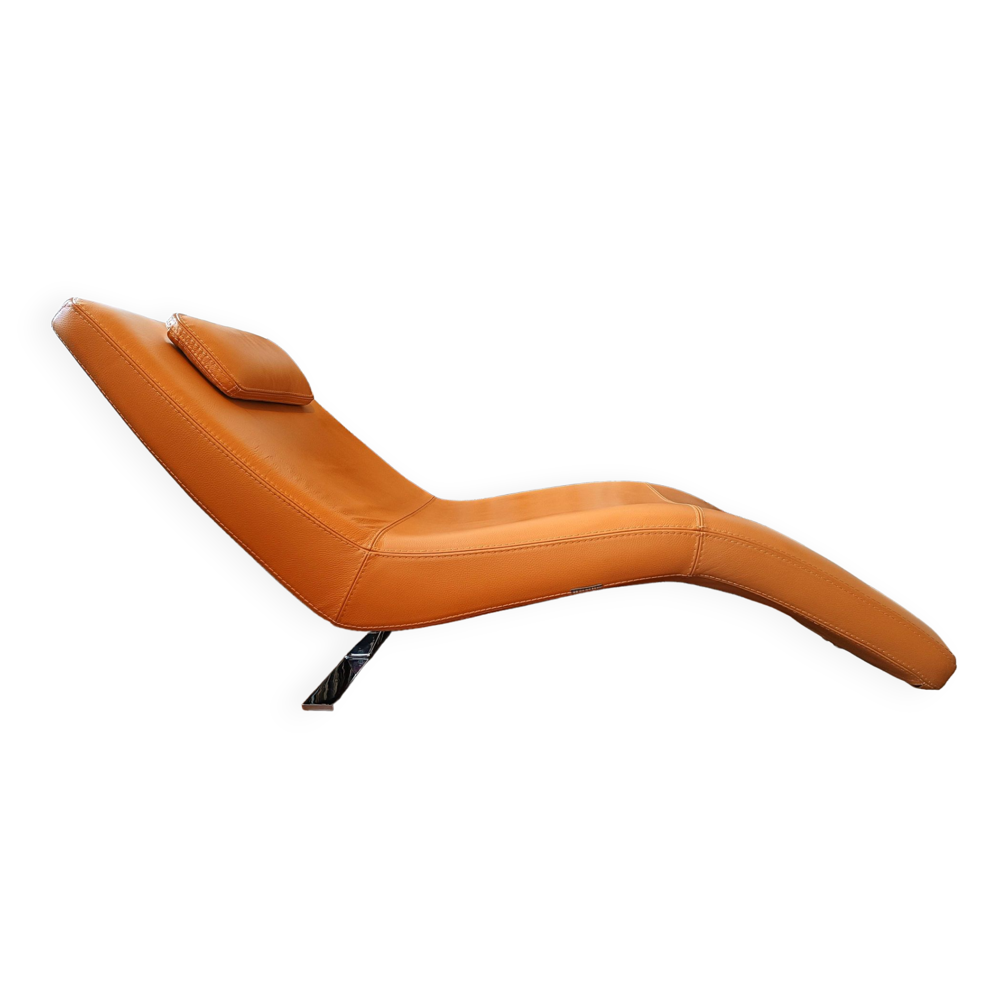 Deluxe leather lounge chair