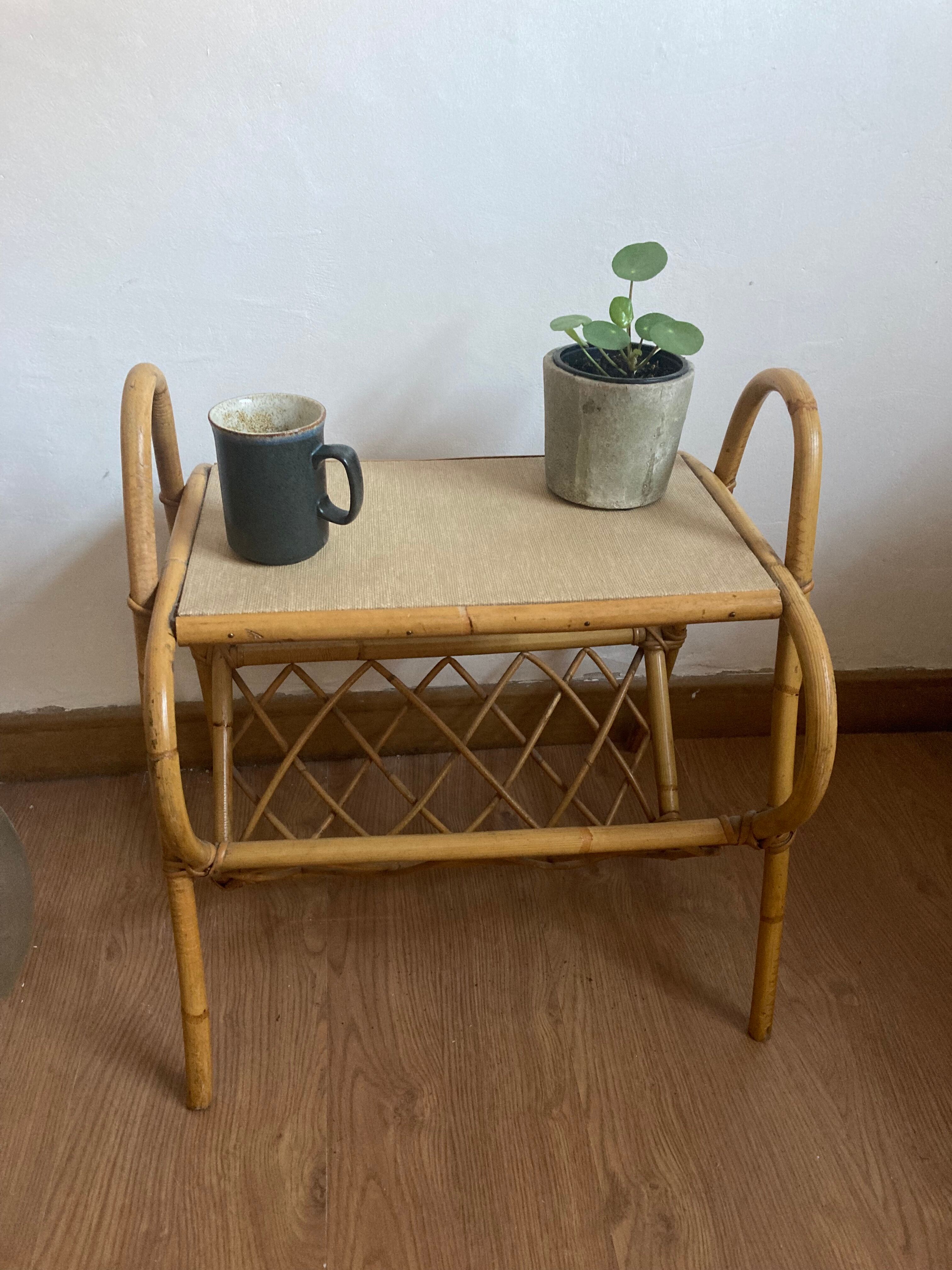 Rattan magazine
