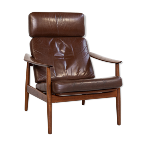 Fauteuil en teck et cuir par Arne