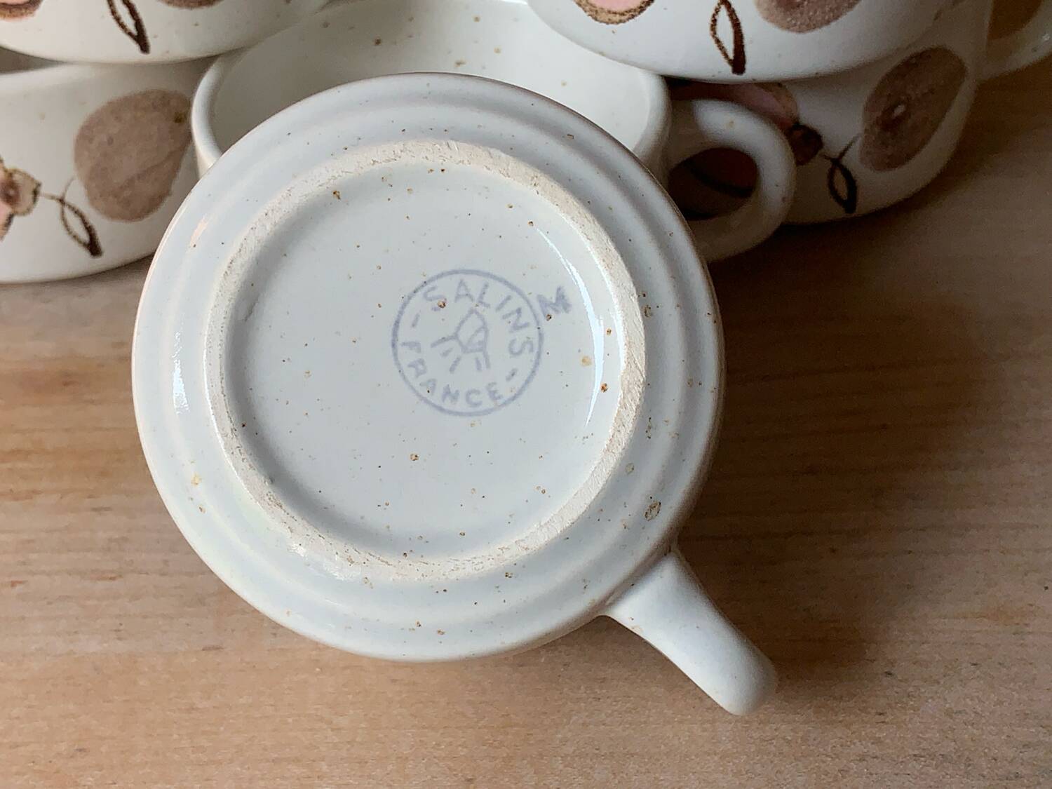 Six Salins stoneware coffee cups 1970