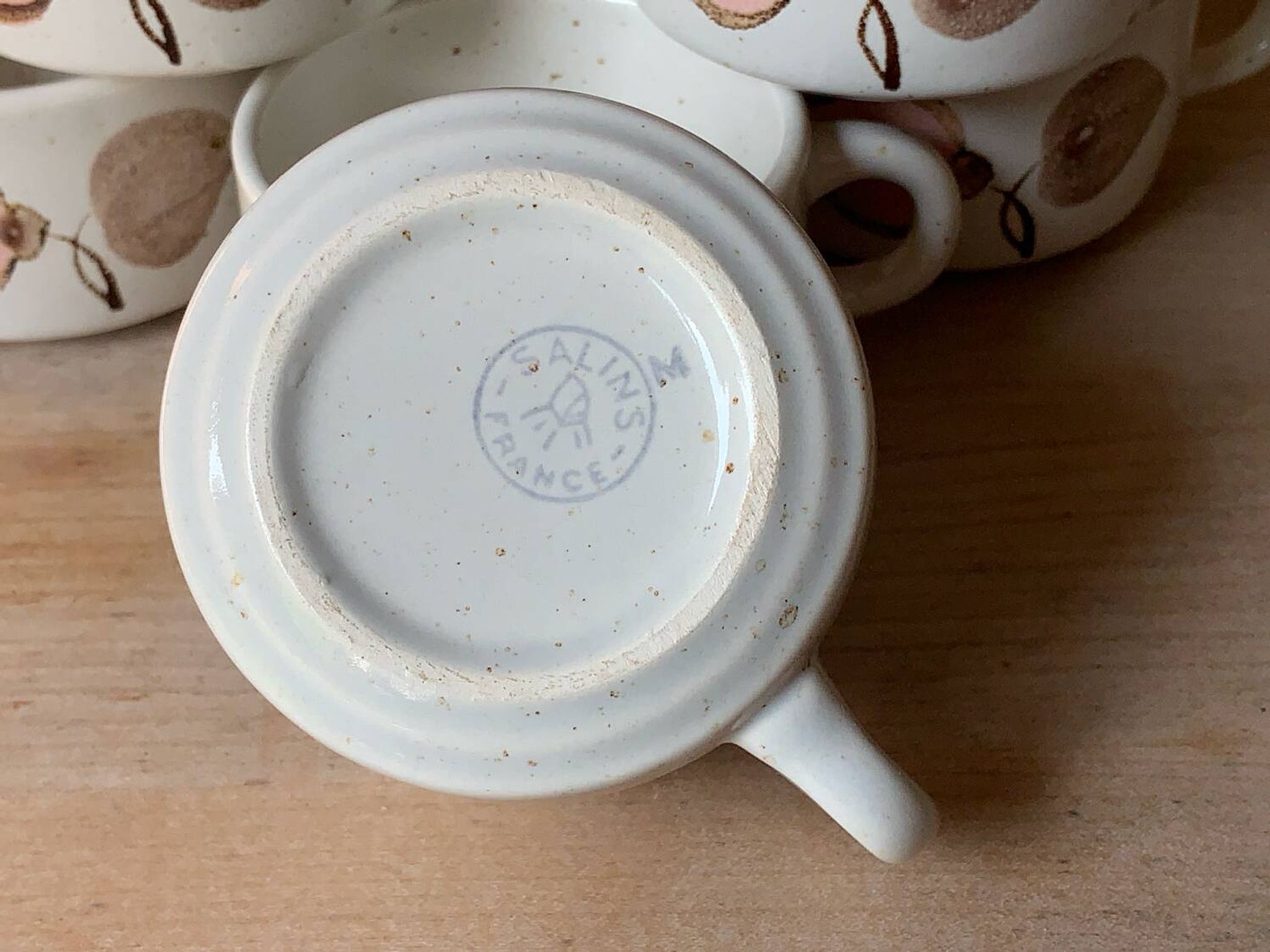 Six Salins stoneware coffee cups 1970
