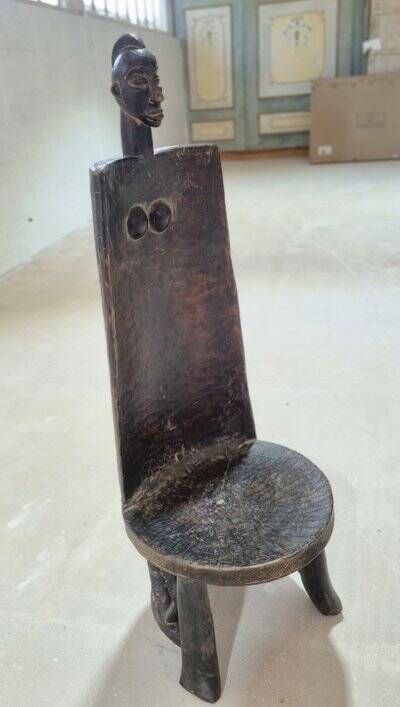 Chaise trone luguru tanzanie