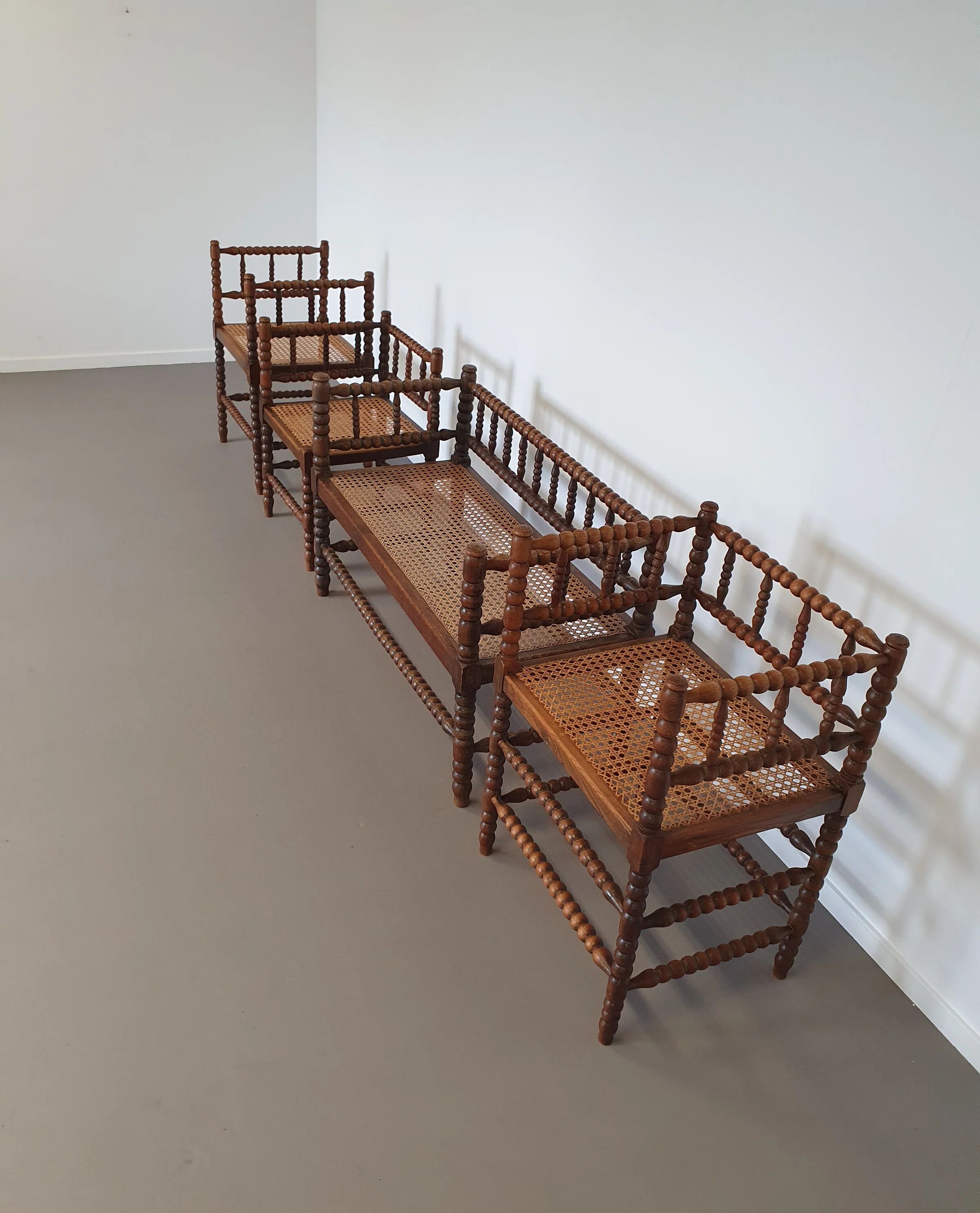 Matching Bobbin family group 1 x bench, 3 x chair.