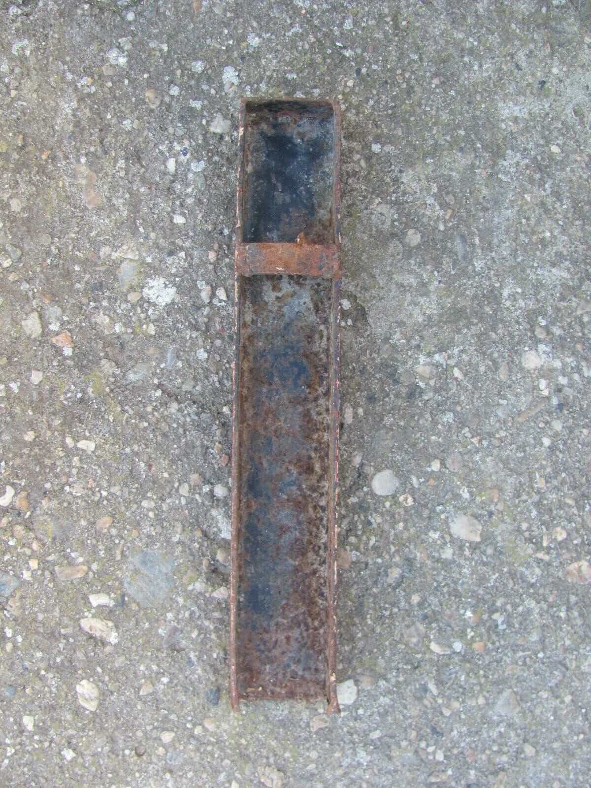 Letter signs - I - red