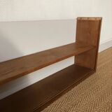 Shelf / display case