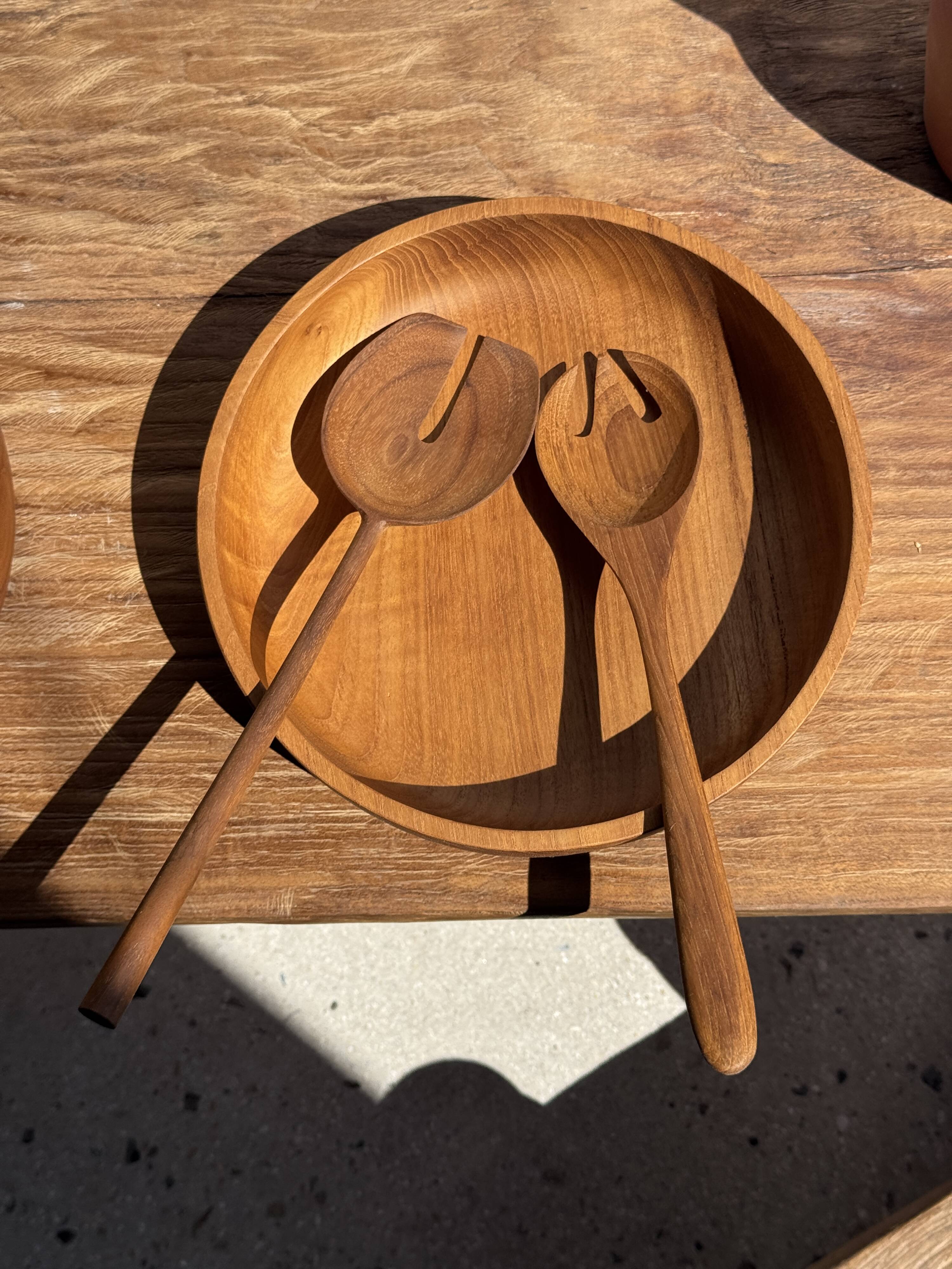 Salad server or large teak spoon, oval shape, split, L30 D9