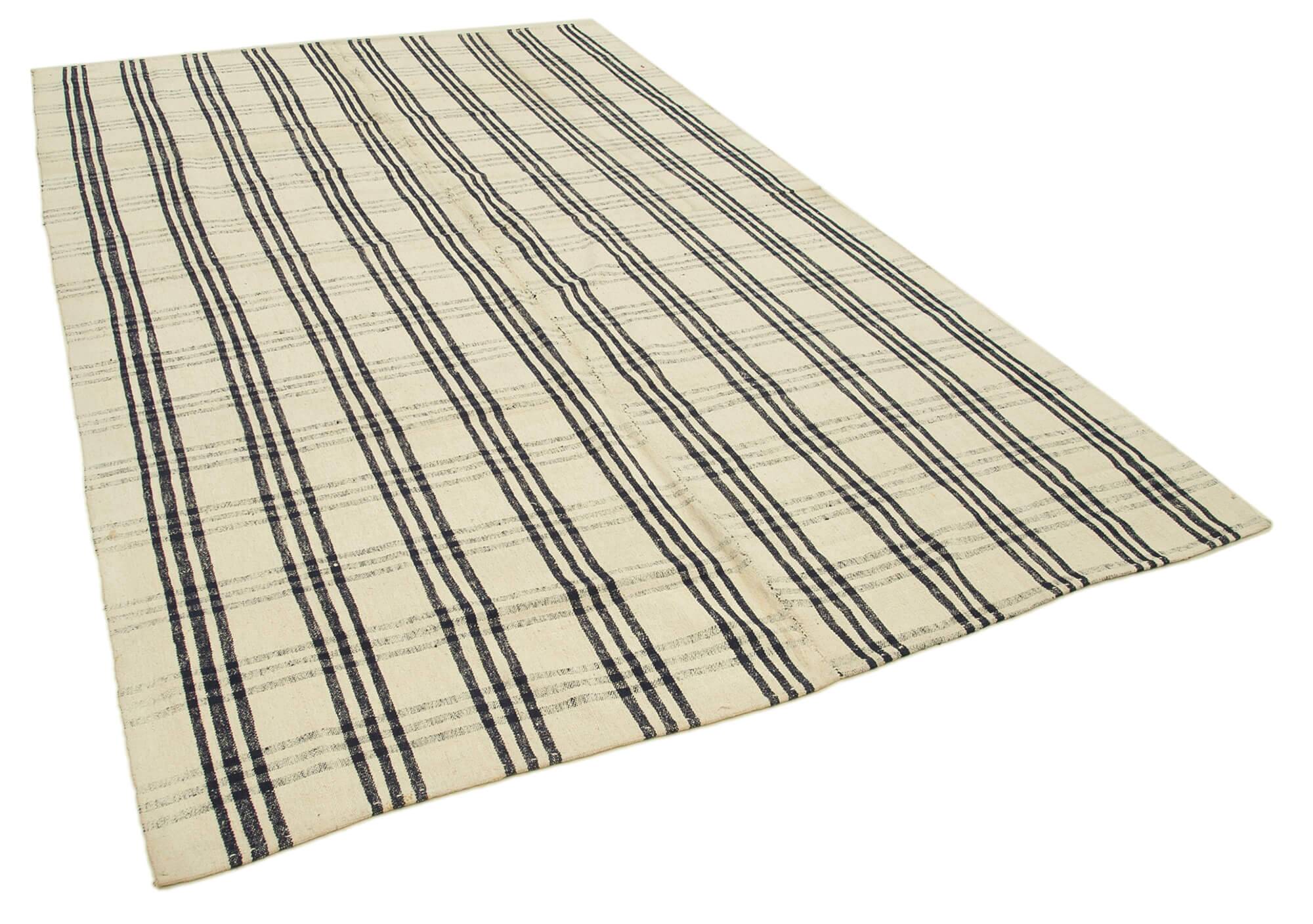 Turkish Handmade Vintage Anatolian Kilim 205 cm x 323 cm