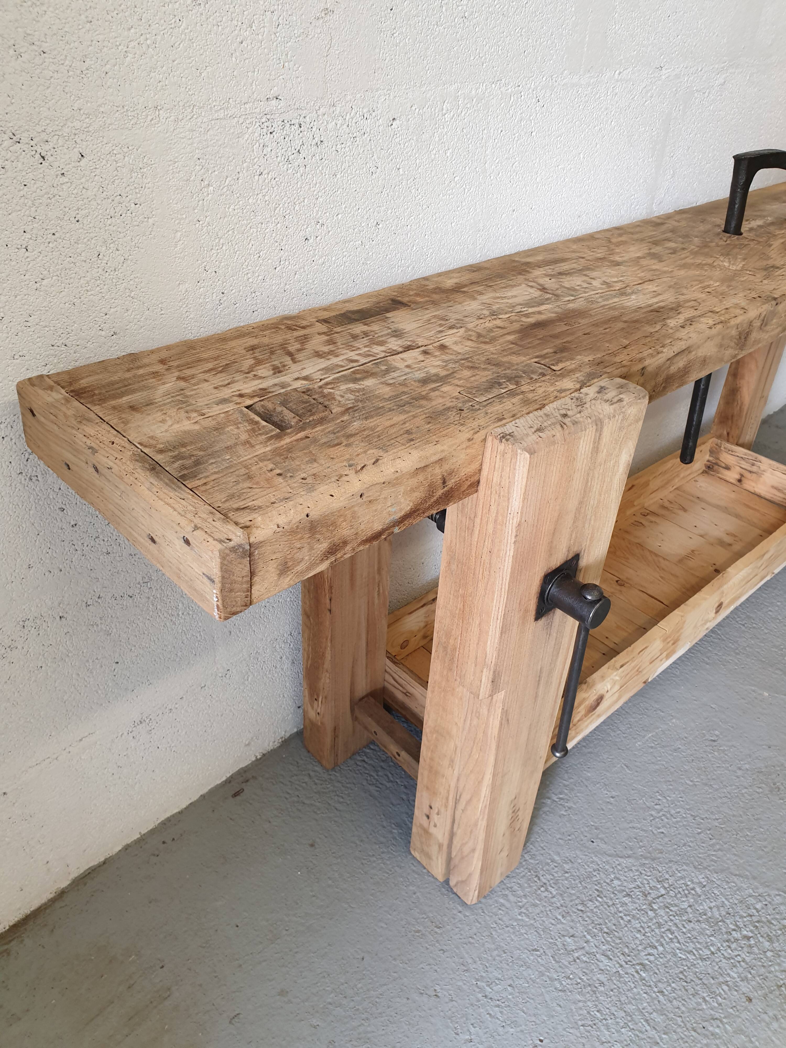 Carpenter's workbench