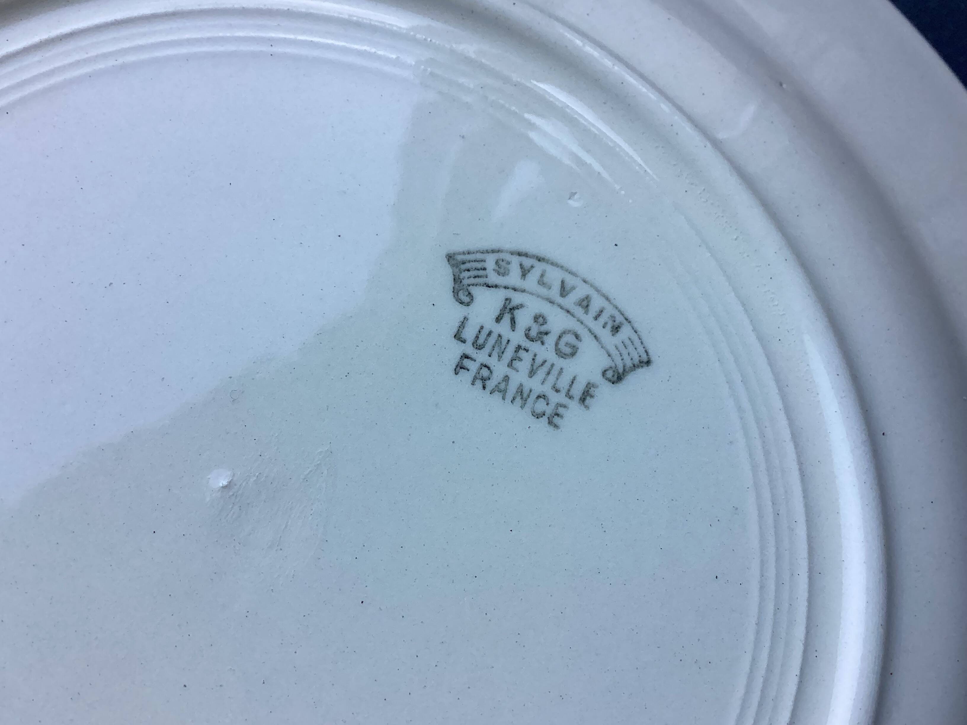 8 K & G Lunéville Sylvain pattern dinner plates