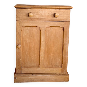 Small pine sideboard