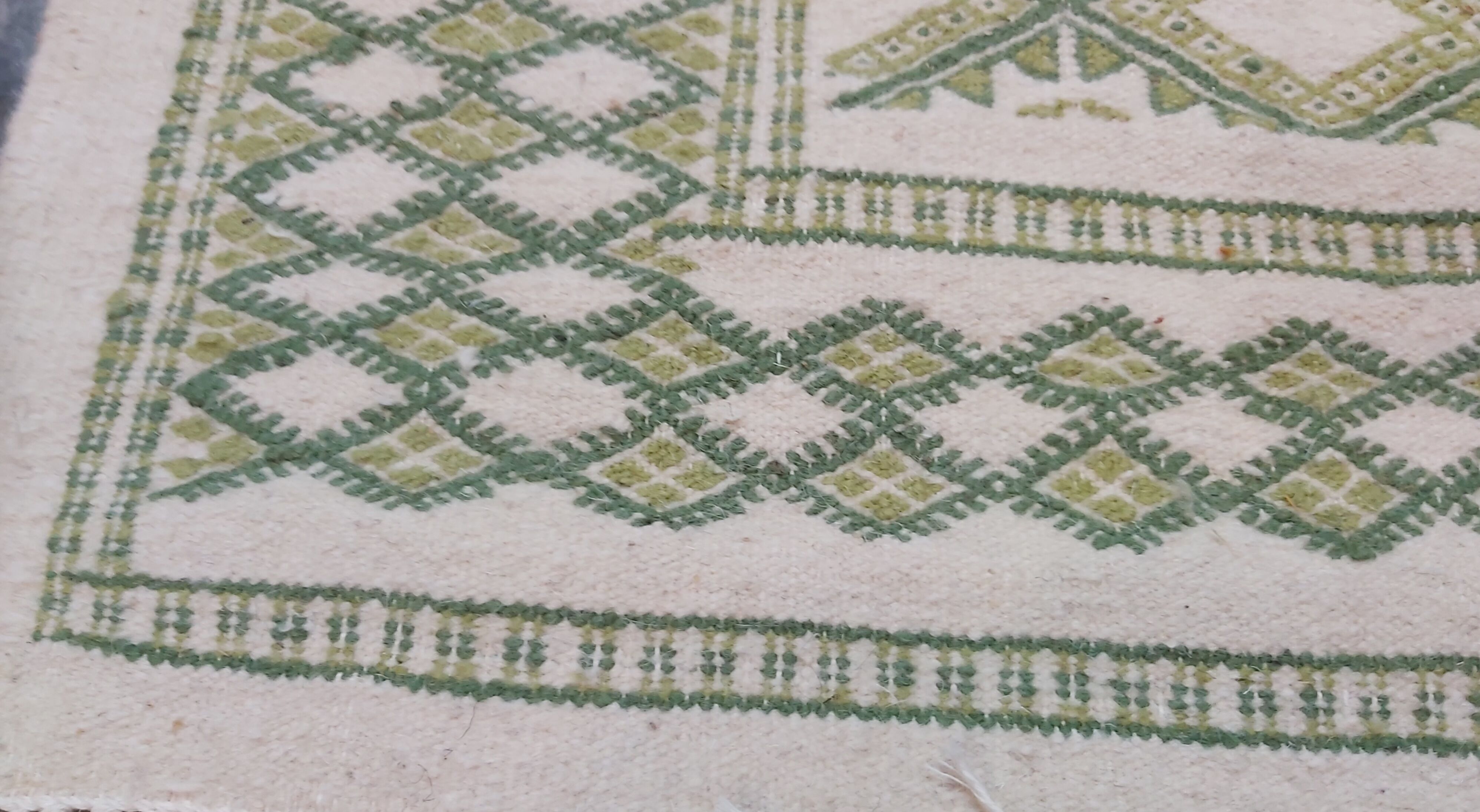 Handmade green and white margoum carpet 180x125cm