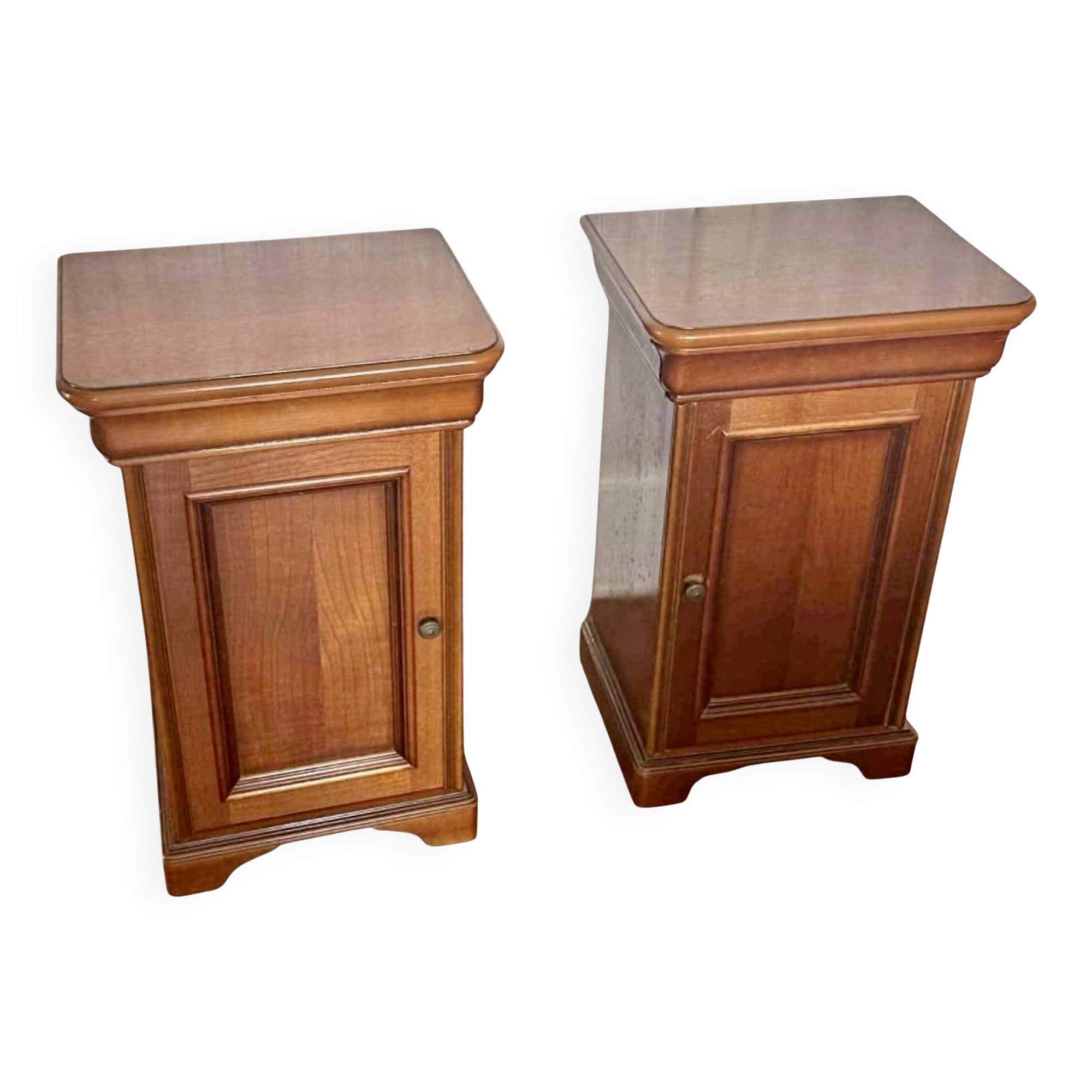 Pair of vintage bedside tables in cherry wood