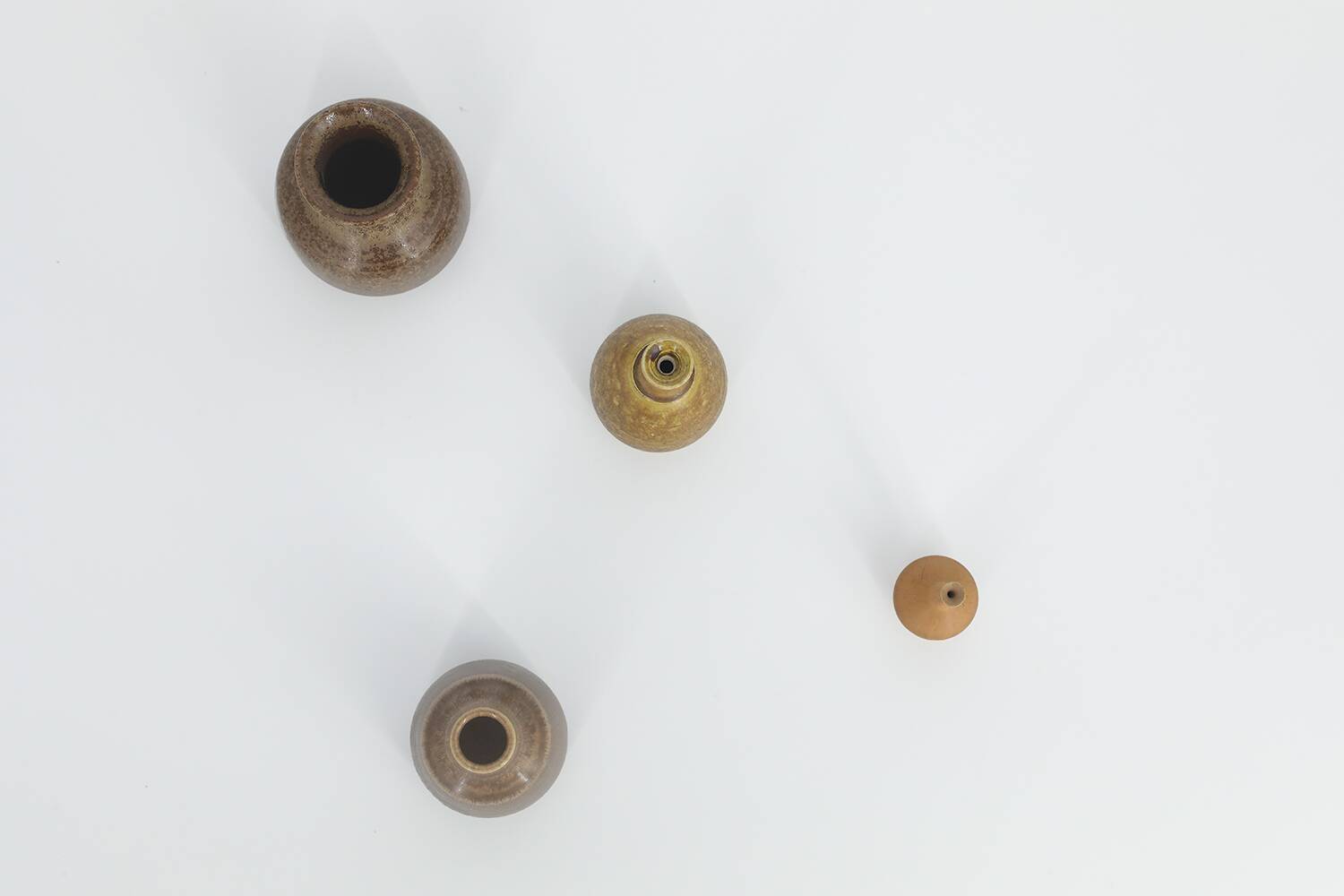 Small Mid-Century Scandinavian Modern Collectible Brown Stoneware Vase by Gunnar Borg, Set of 4