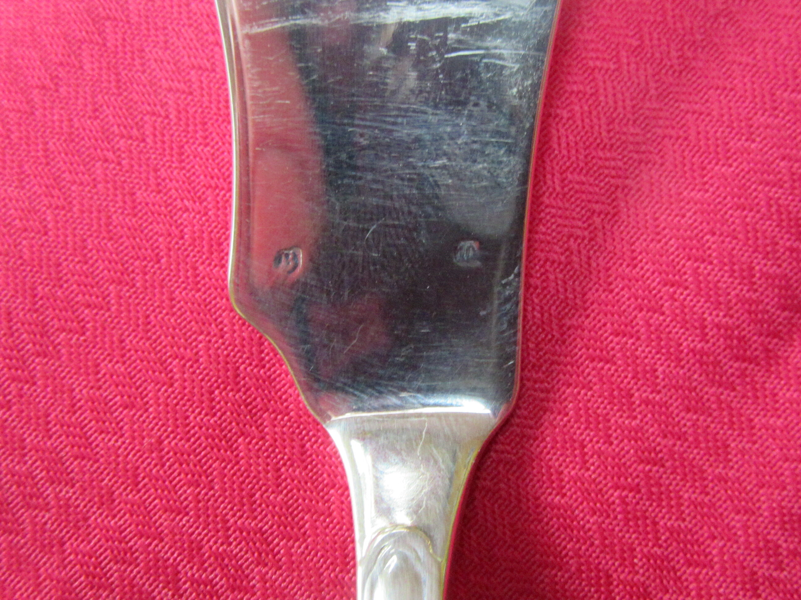Silver metal fish service ercuis- model contours victoria