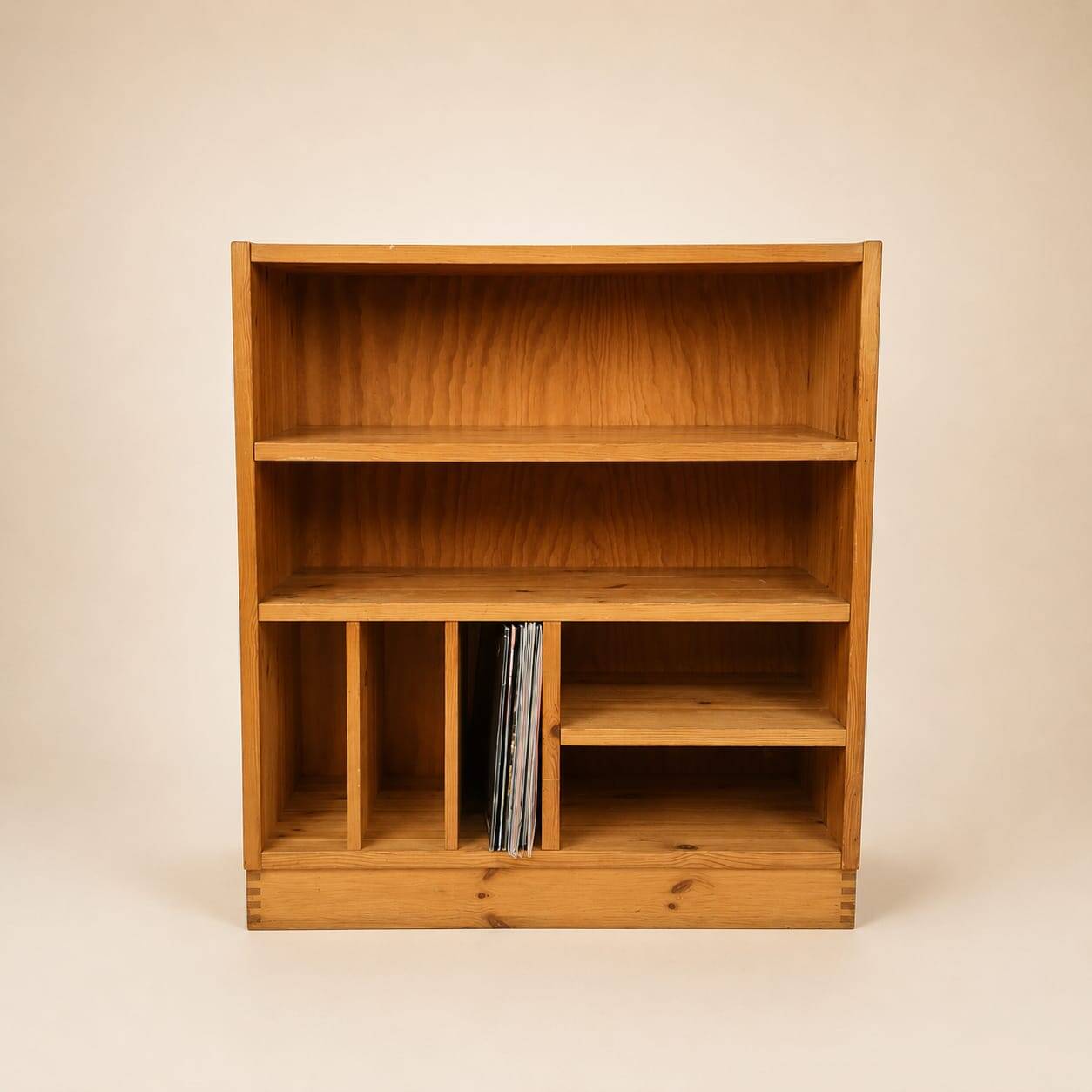 Maison Regain style pine audio cabinet, 1970s