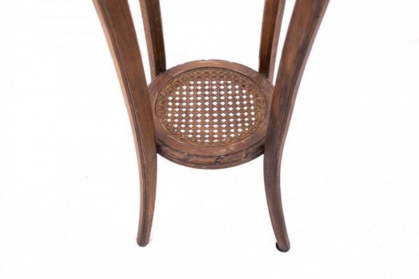 Table/porte-fleurs à plateau en marbre, France, vers 1920.