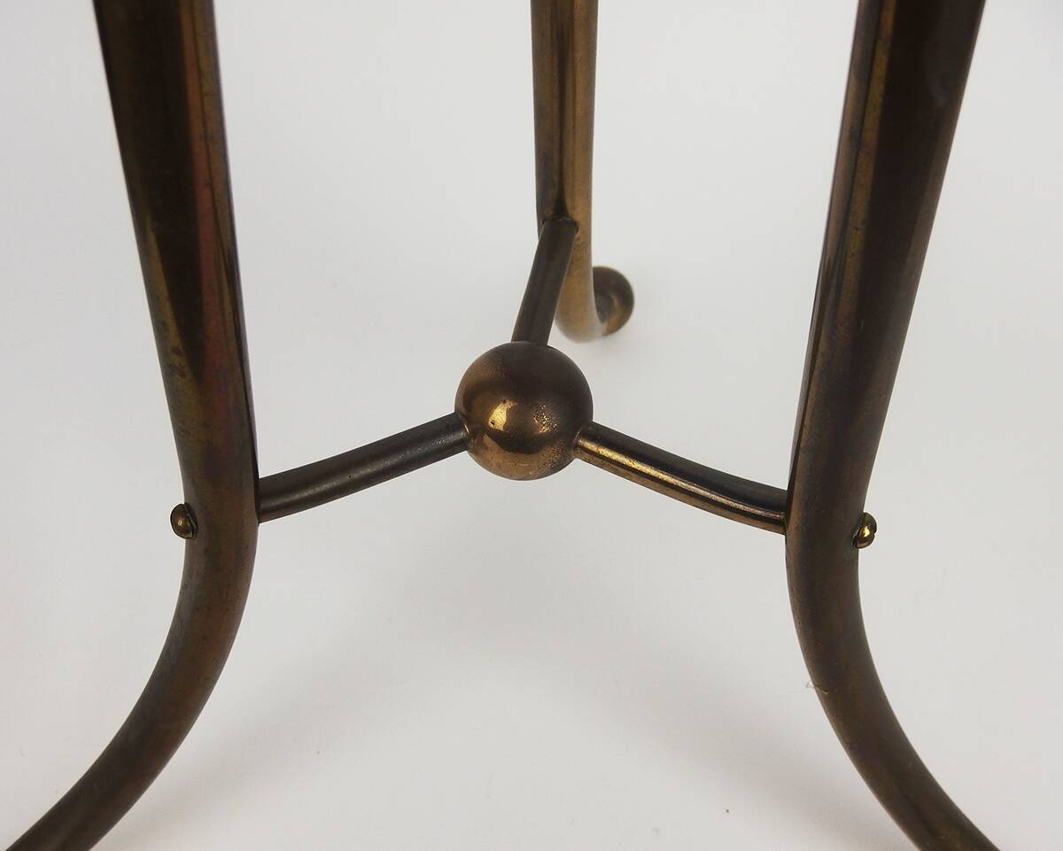 Porte-revues pivotant de style victorien